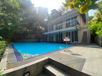 Brand new 3 bedroom apartment for sale in  Thalawathugoda | 42 million