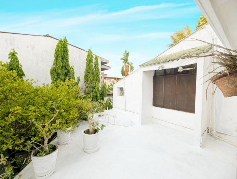 House For Sale in Saranankara Road-1