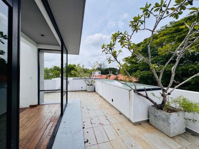 Fully furnished Modern New Luxury House for rent in Rajagiriya-11