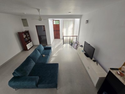 Modern 4 Bedroom House for Sale in Piliyandala | LKR 59 Million (Negotiable) 🏡☀️-4