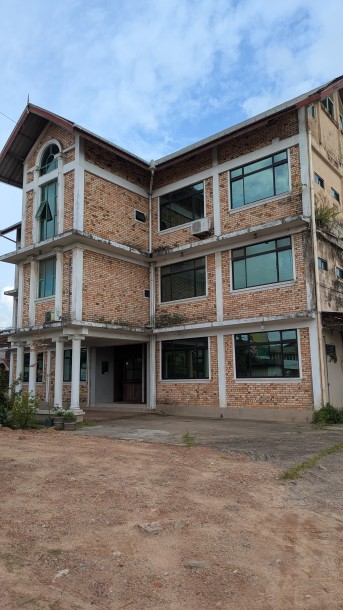 Large Commercial Space for Rent @ Ambatale-1