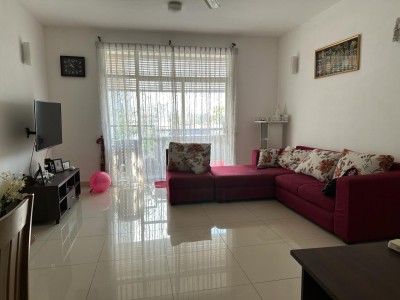 Apartment For Sale in Colombo 5