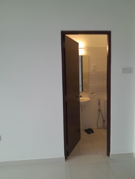 Modern 3 Bedroom Apartment for Sale in Rajagiriya | LKR 55 Million-13