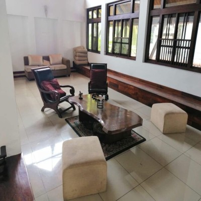 Elegant 5 Bedroom House for Sale in Mahara, Kandy Road | 85 Million LKR-6