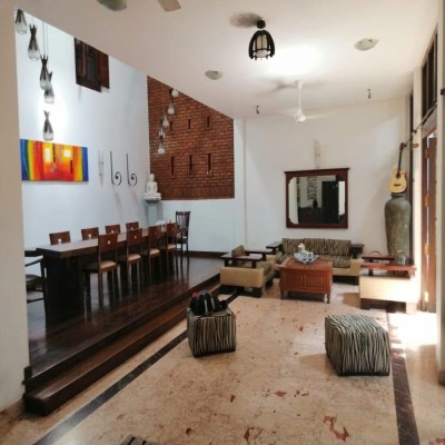 Elegant 5 Bedroom House for Sale in Mahara, Kandy Road | 85 Million LKR-2