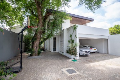 Prestigious 4 Bedroom House in Colombo 06 | LKR 250 Million-15