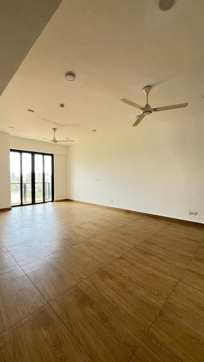 Spacious 3 Bed Apartment at Park Heights Colombo 5 for sale-2