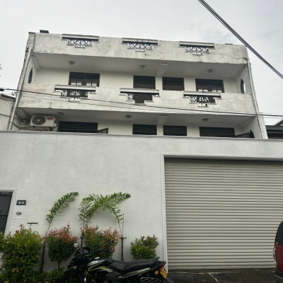 Upper floor of a House for Rent in Thimbirigasyaya