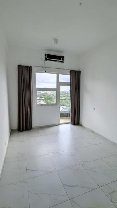 ⛳️ 3BR Apartment for Sale in the HEART of Colombo with Uninterrupted GOLF COURSE views.-3