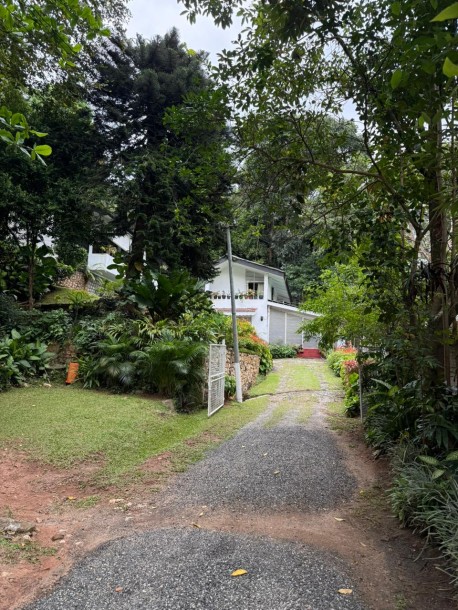 Colonial bungalow for sale - Anniwatte, Kandy-2