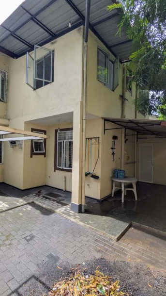 Gated Community House for Sale in Athurugiriya-2