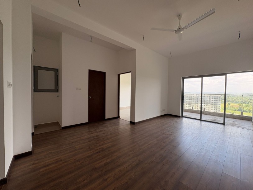 Canterbury Golf Apartment For Sale-5