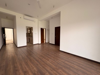 Canterbury Golf Apartment For Sale-4