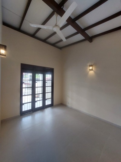 Brand New House for Rent in Kadawatha-5