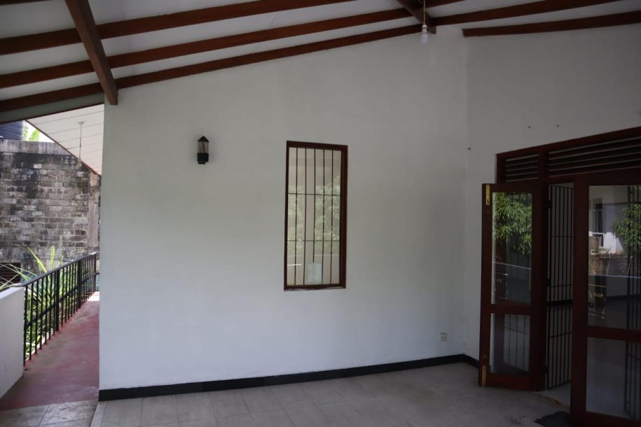 House for Sale in Pannipitiya-9