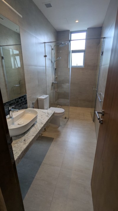 Modern Residential floor for Rent @ Cambridge Col 07-5