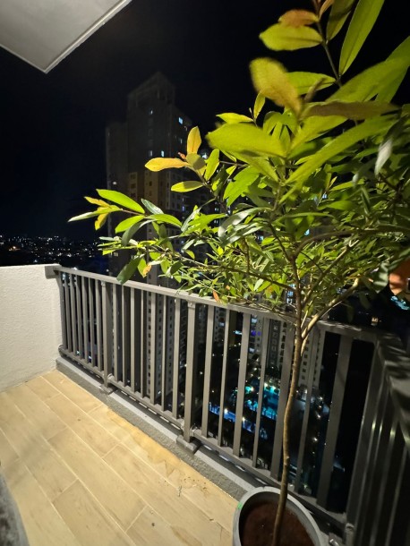 🏡 Elegantly Furnished Tri-Zen Apartment for Sale-6