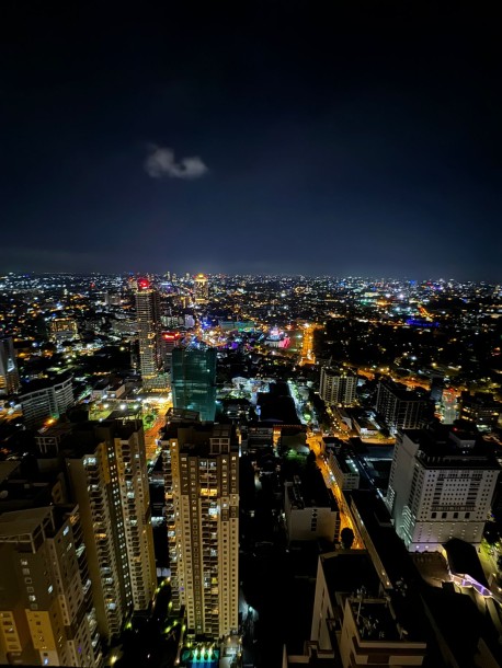 🏡 Elegantly Furnished Tri-Zen Apartment for Sale-2