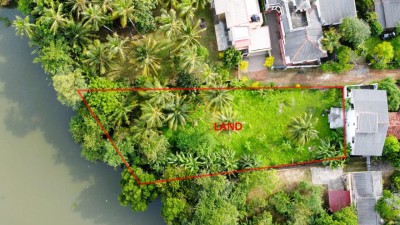 Lake front Land for Sale in Moratuwa-4