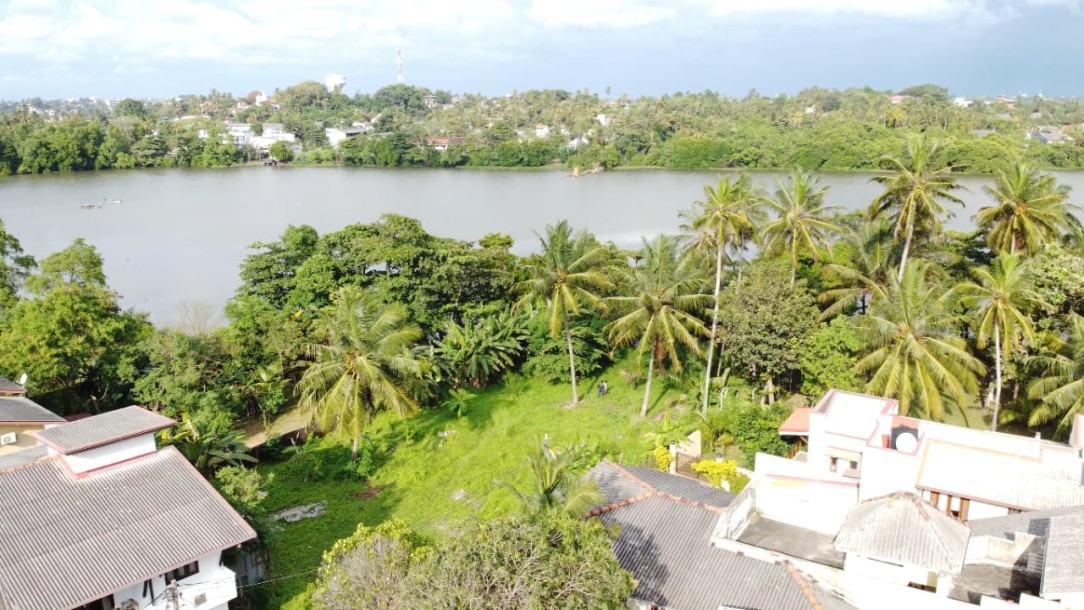 Lake front Land for Sale in Moratuwa-1