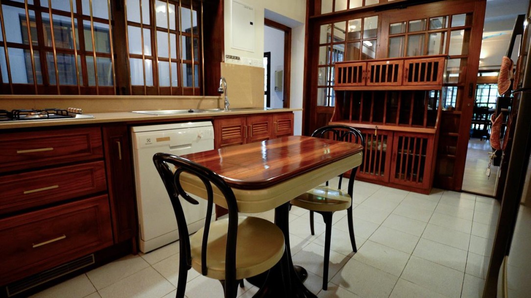 Luxury 4-Bedroom House for Rent in Colombo 05 | USD 3,000 per month-6