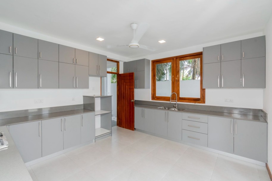 Brand New 4 bedroom Luxury House for Sale in Kandana-3