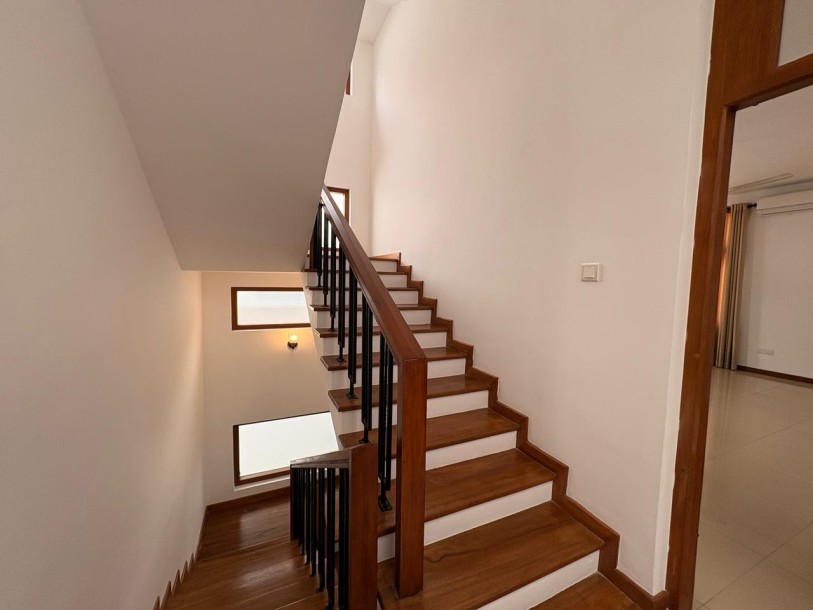 Beautiful House from Rent in Colombo 5-3