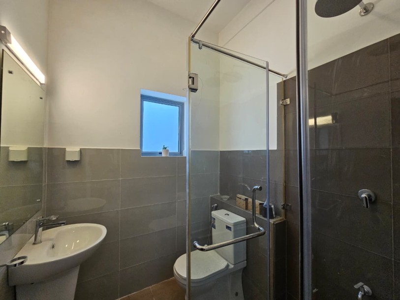 Furnished Canterbury Garden Apartment For Rent-6