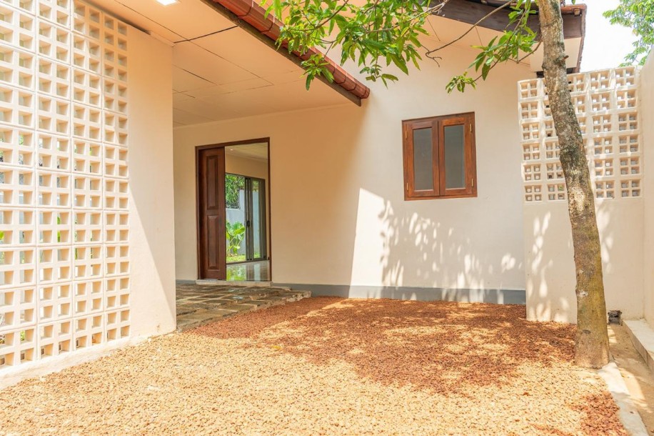 Villa For Sale Near Talpe Beach, Downsouth SriLanka-1
