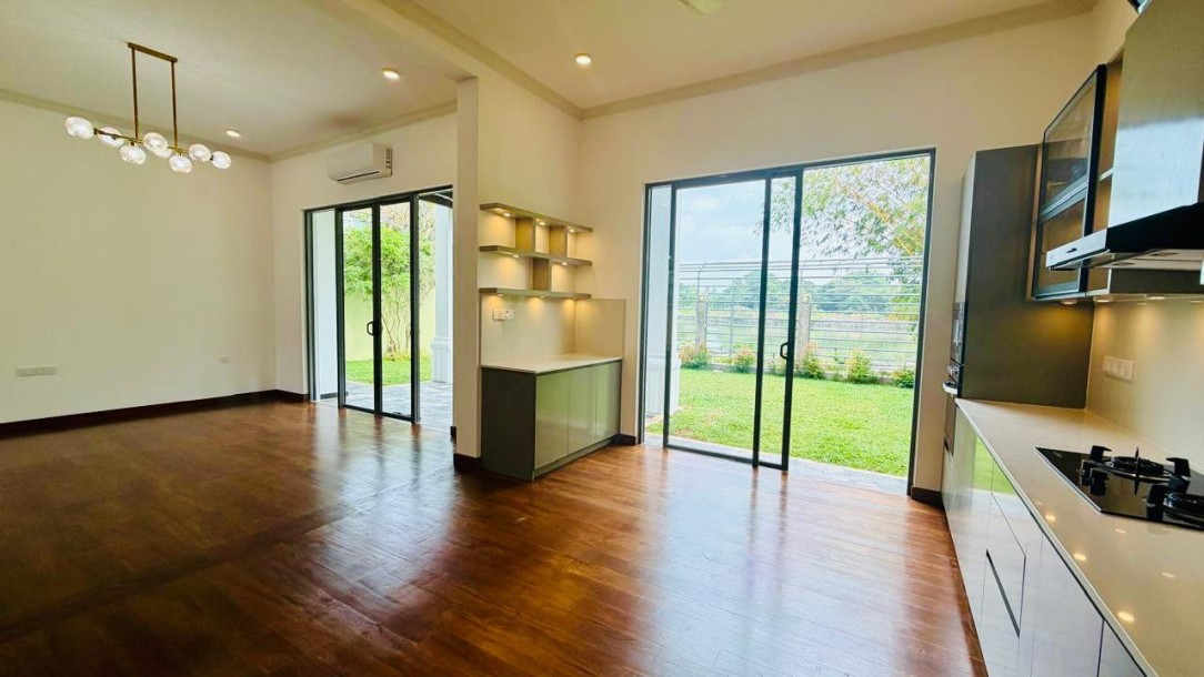 Lake view Three stories Luxurious house For Sale-6