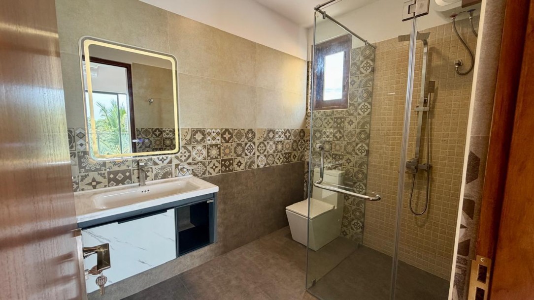 Lake view Three stories Luxurious house For Sale-13