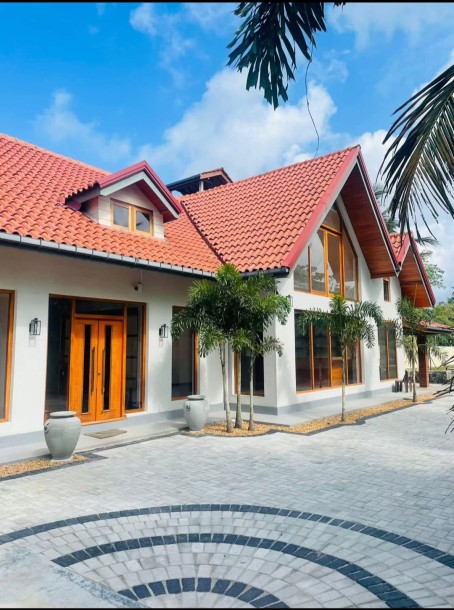 Newly built private villa with sea view , available for rent-1