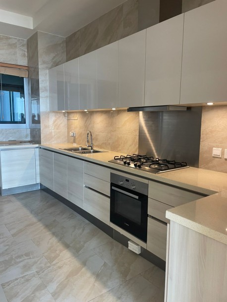 Shangri La 3 Bed Apartment for Rent - Colombo 1-5