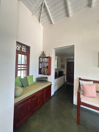 Exclusive Beachfront Villa in Hikkaduwa  | Price: 110 Million ( Negotiable )-4