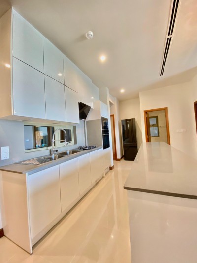 The Grand, Colombo 07 3 Bedroom Apartment for Rent-5