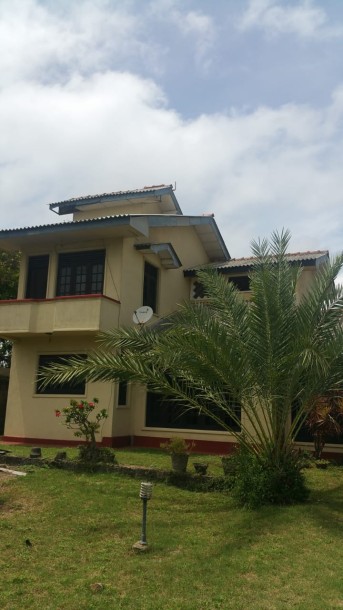 🌊 Spacious 3 Bedroom House on 18 Perches for Sale in Lunawa, Moratuwa | LKR 38 Million (Negotiable)-4