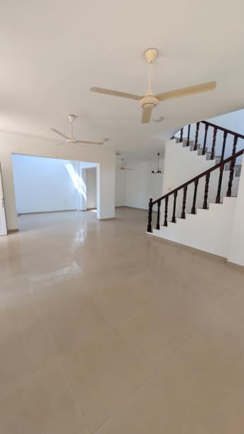 *Unfurnished House for Rent in Malabe-4
