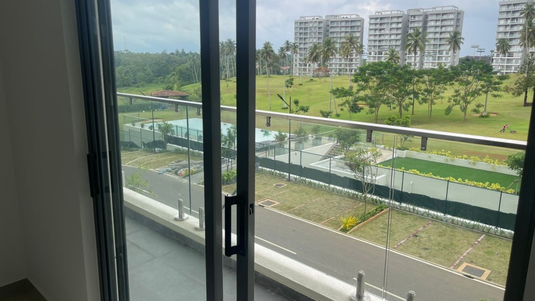 Canterbury Golf Apartments (Lexus Apartments)-2