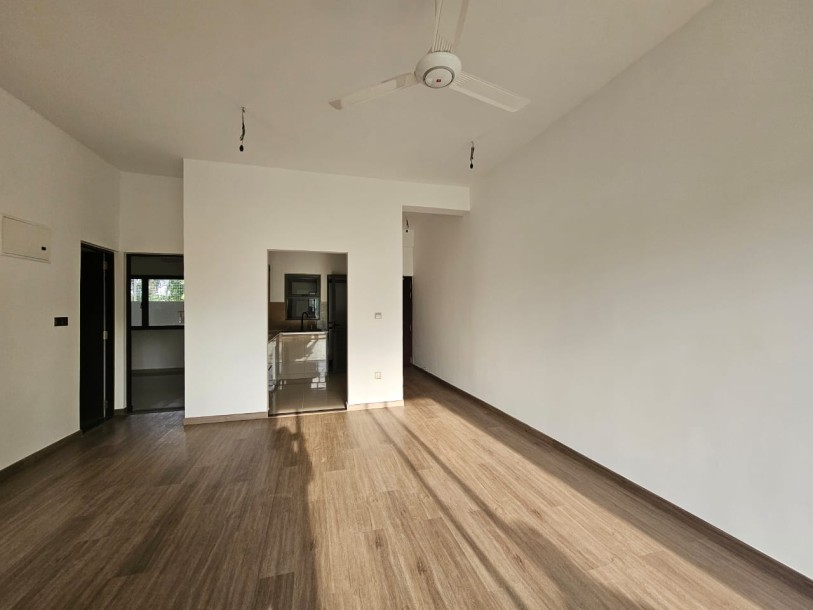 Canterbury Golf Apartments (Lexus Apartments)-11