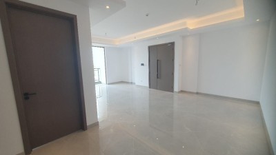 3 Bedroom Apartment for Sale in 121 Prive Residence, Jawatte Road | Price: 110 million LKR ( Negotiable )-6