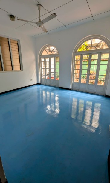 Finest Colonial property for Sale in Colombo 08-6