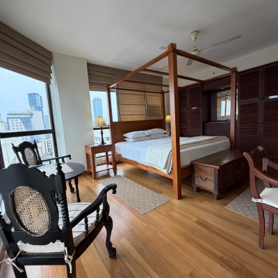 Luxury 2BR Apartment for Sale at Crescat Residencies | Fully Furnished | Investment Ready-8