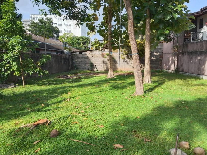 Bare Land for Sale in Kirulapana, Colombo 5 | Price: 53 Million (Negotiable)-3