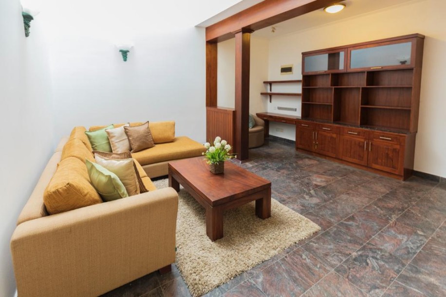 Luxury House for Rent --4