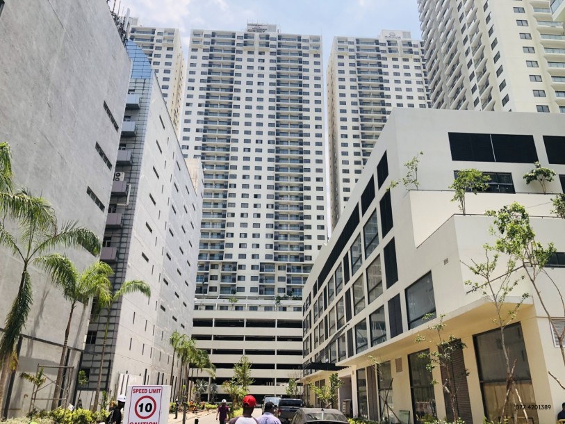 Marina Square Unfurnished Apartment for Sale in Colombo 15-1