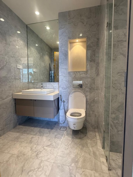 Luxury Unfurnished 3-Bedroom Apartment for Sale at 606 The Address, Colombo 03-7