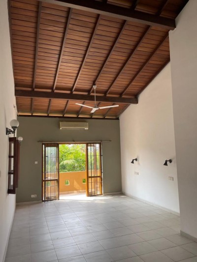 House For Sale in Moratuwa-4