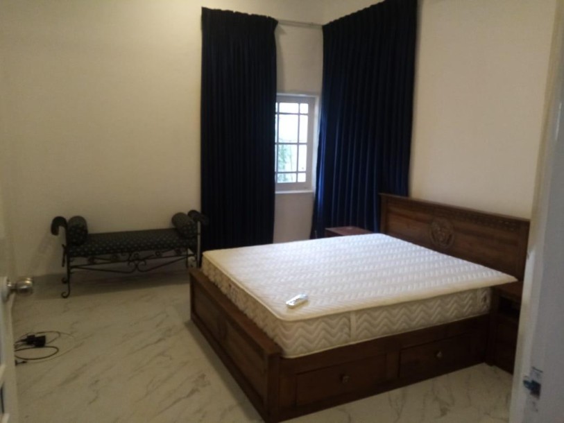 Property Details – Bullers lane House-4