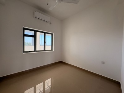 Canterbury Golf Apartment Unfurnished Unit For Rent-2