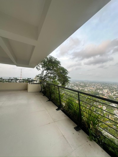 Clearpoint 3 Bedrooms Apartment for Sale in Rajagiriya | Price: LKR 155 Million-5